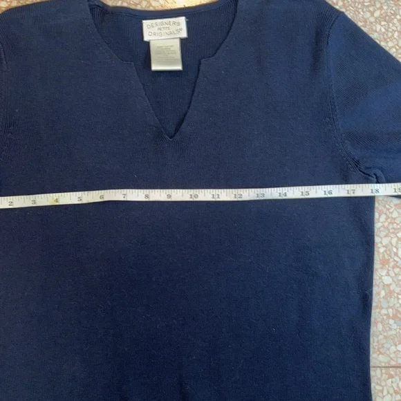 Designers Originals Petite Navy Short Sleeve Fine Knit Sweater Top SZ Medium - Picture 5 of 6